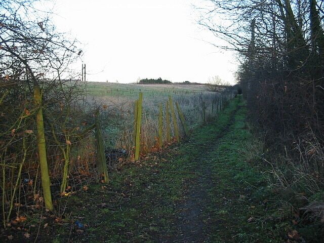 Bridleway running alongside the old Stillingfleet Mine (Disused)