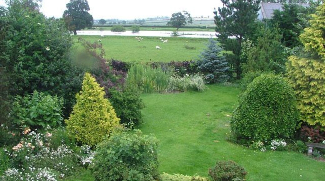 River Seven 200m south of Marton Looking north east towards Riseborough across the River Seven swollen with the floods of June 2007.