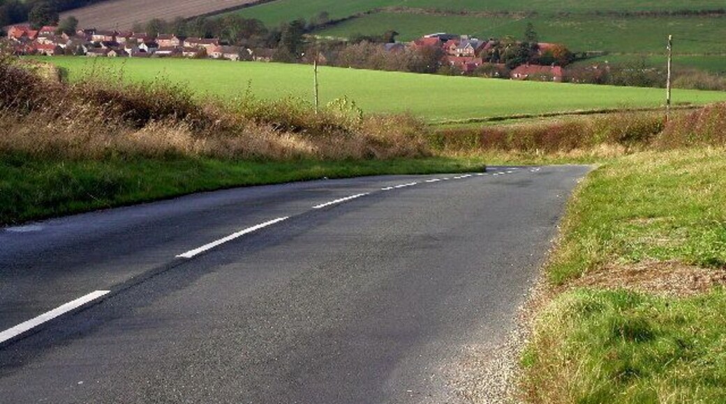 On the road to North Newbald, East Riding of Yorkshire, England. Taken at MR: SE92283674 looking in a NWW direction.