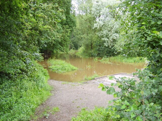 Flood This piece of land next to Wolfe Avenue and Melrosegate was also flooded by Tang Hall Beck.