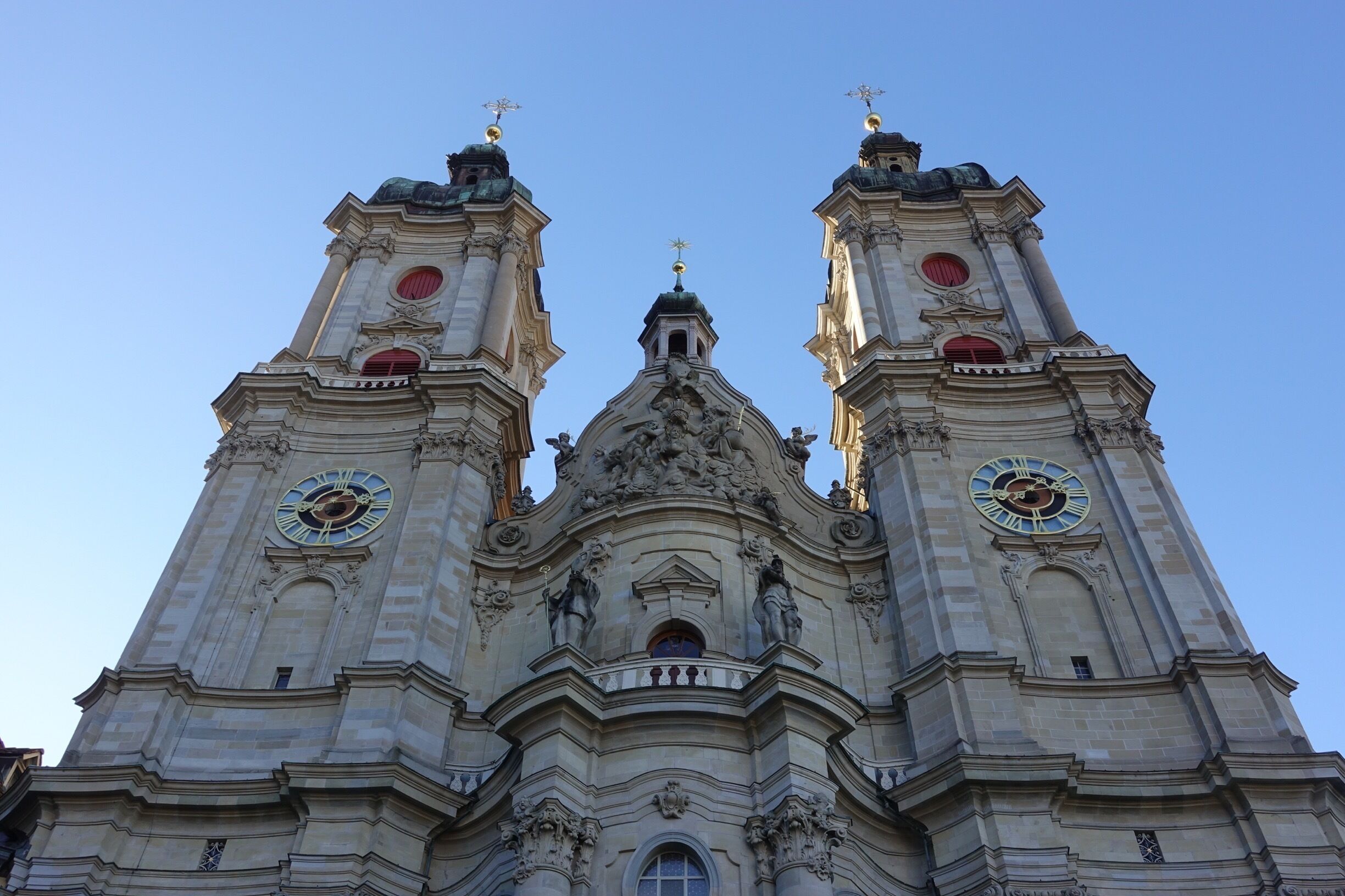 Magnificent outside of this cathedral 