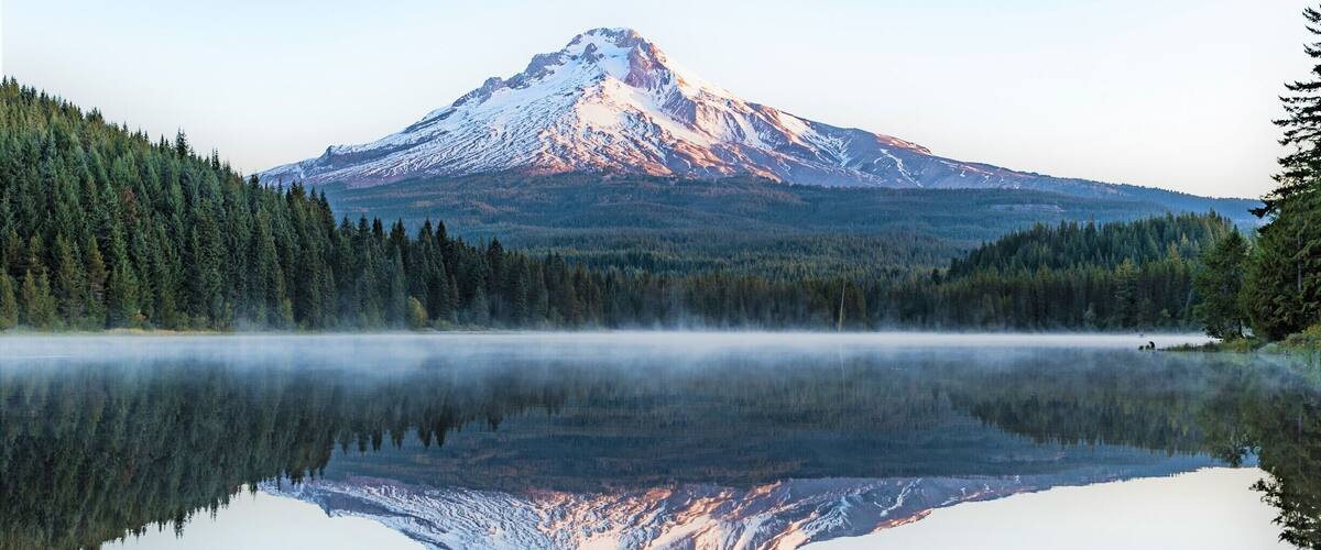 Stopped back by Trillium Lake after taking a sunrise photo in another spot. The lake was like glass still, a couple ducks ruined that shortly after this photo though. #bvstrove