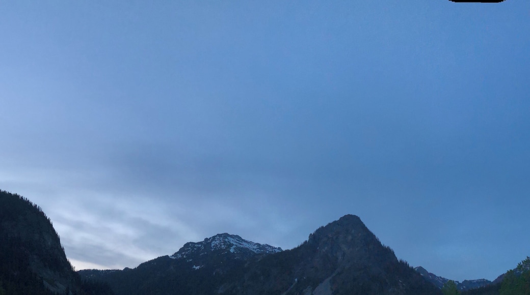 This was a pretty cool drive from Seattle, WA. The scenery is beautiful.