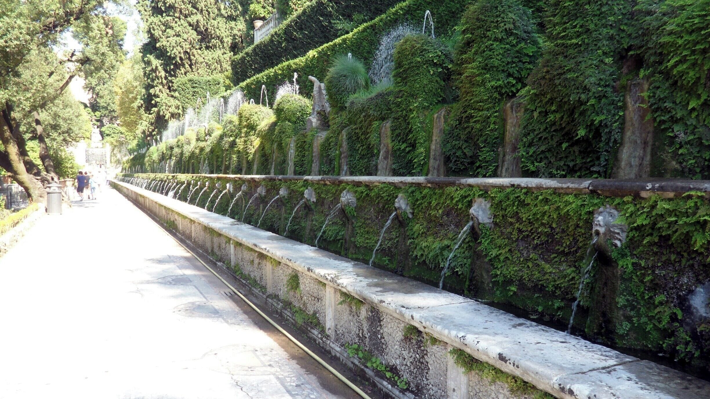 Detail of the Hundred Fountains