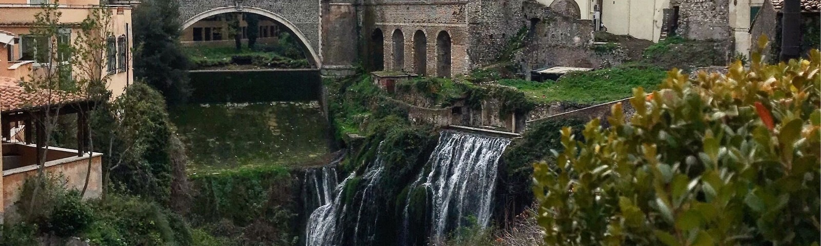 I absolutely love this charming little town! An hour away from Rome, definitely worth a visit.
This view is just breathtaking.