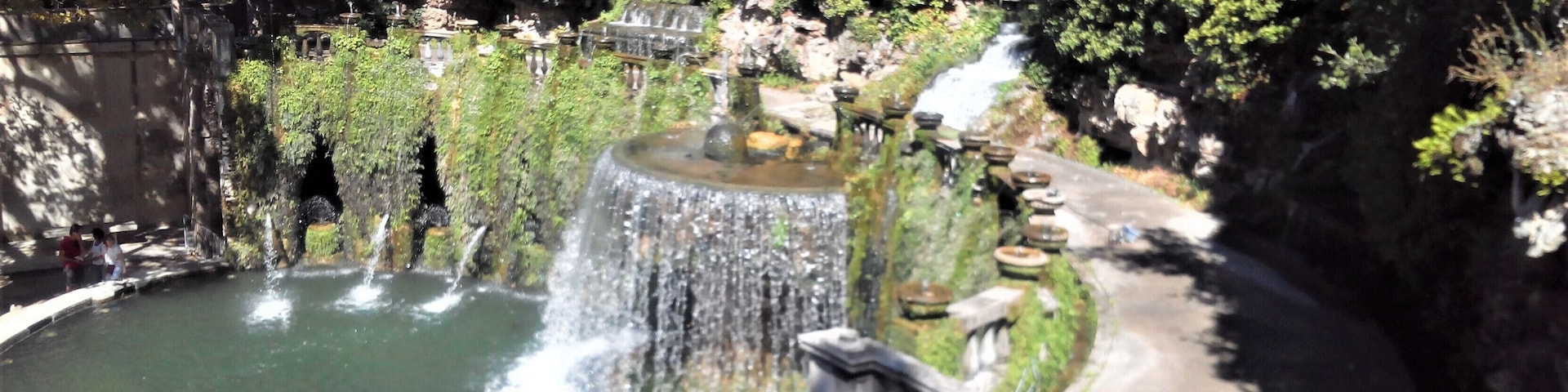 Well worth a visit. Stunning house to explore and absolutely breathtaking gardens full of fountains and waterfalls.
#LifeatExpedia #Unesco #Italy #Waterlust