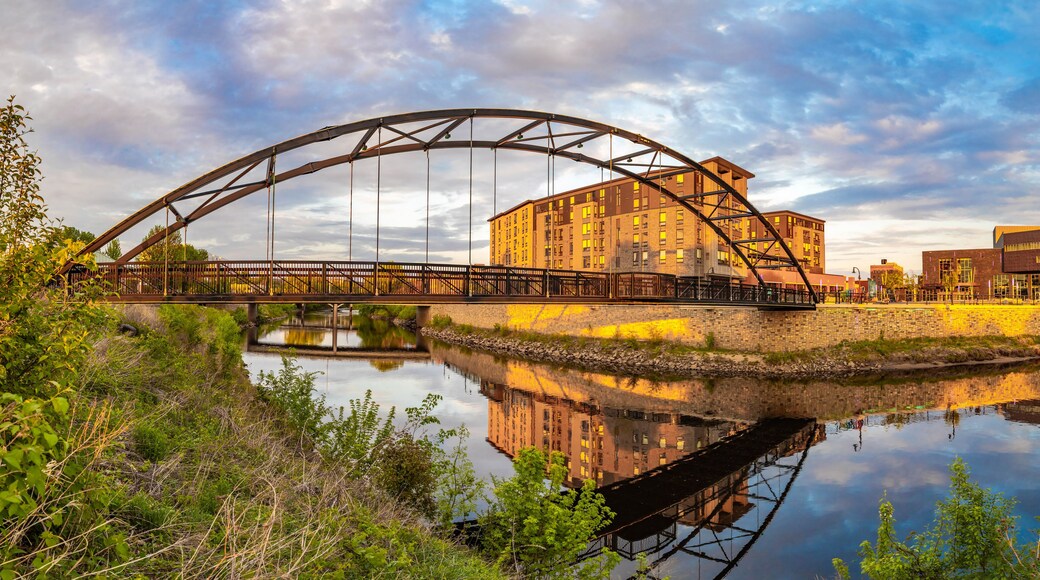 Phoenix Park Footbridge over Chippewa River in Eau Claire