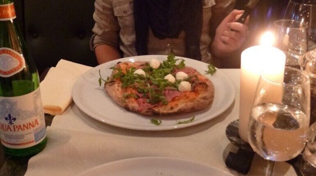 Nice food, good price (Swis is expensive), friendly staff, good quality, great location in one of the main streets of the city centre