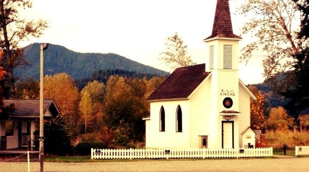 Historic church on the way to Mt Rainier National Park. Neat!