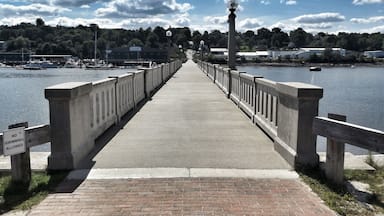 Pedestrian bridge in Belfast, ME