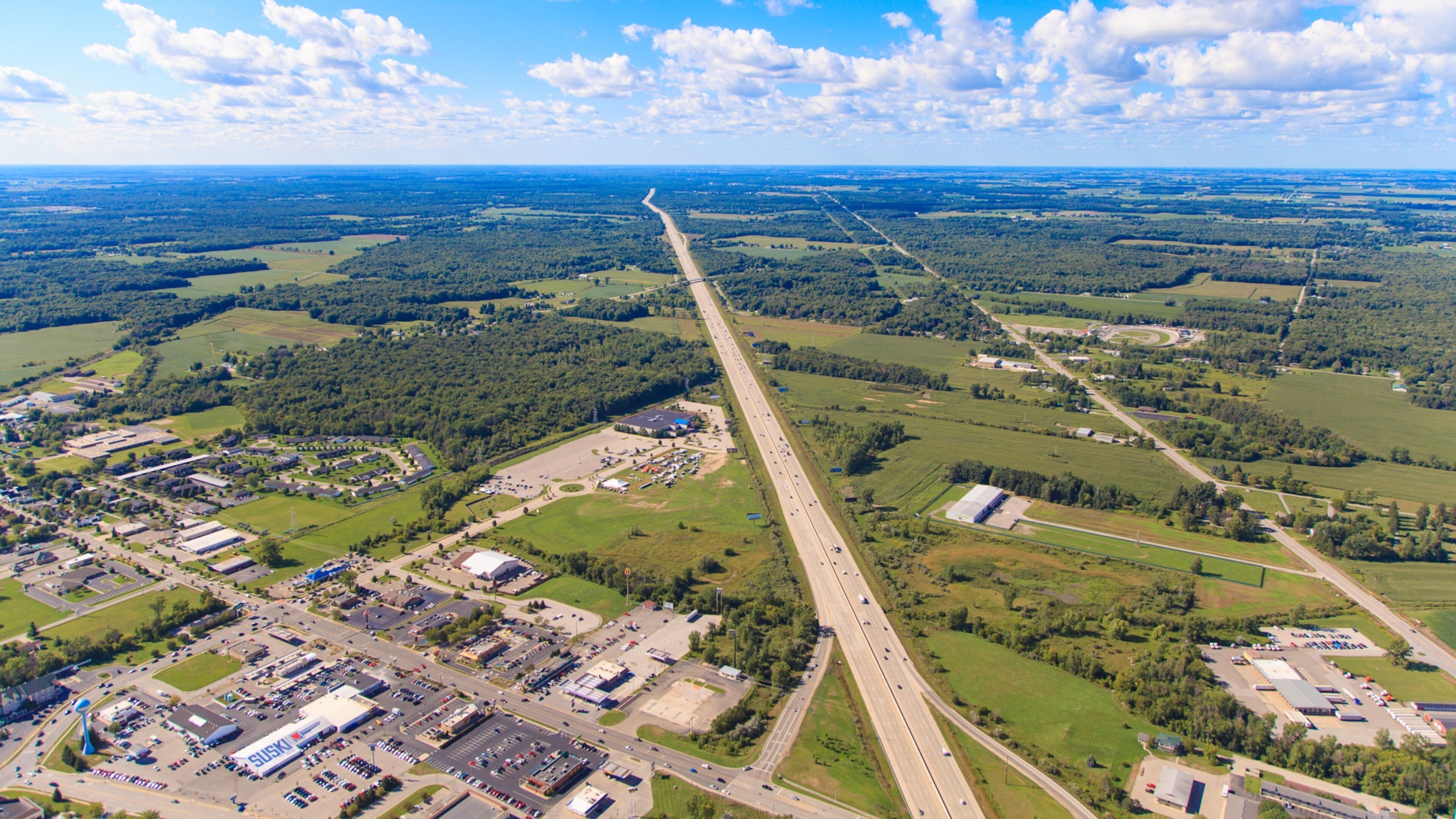 Birch Run which includes tranquil scenes and landscape views