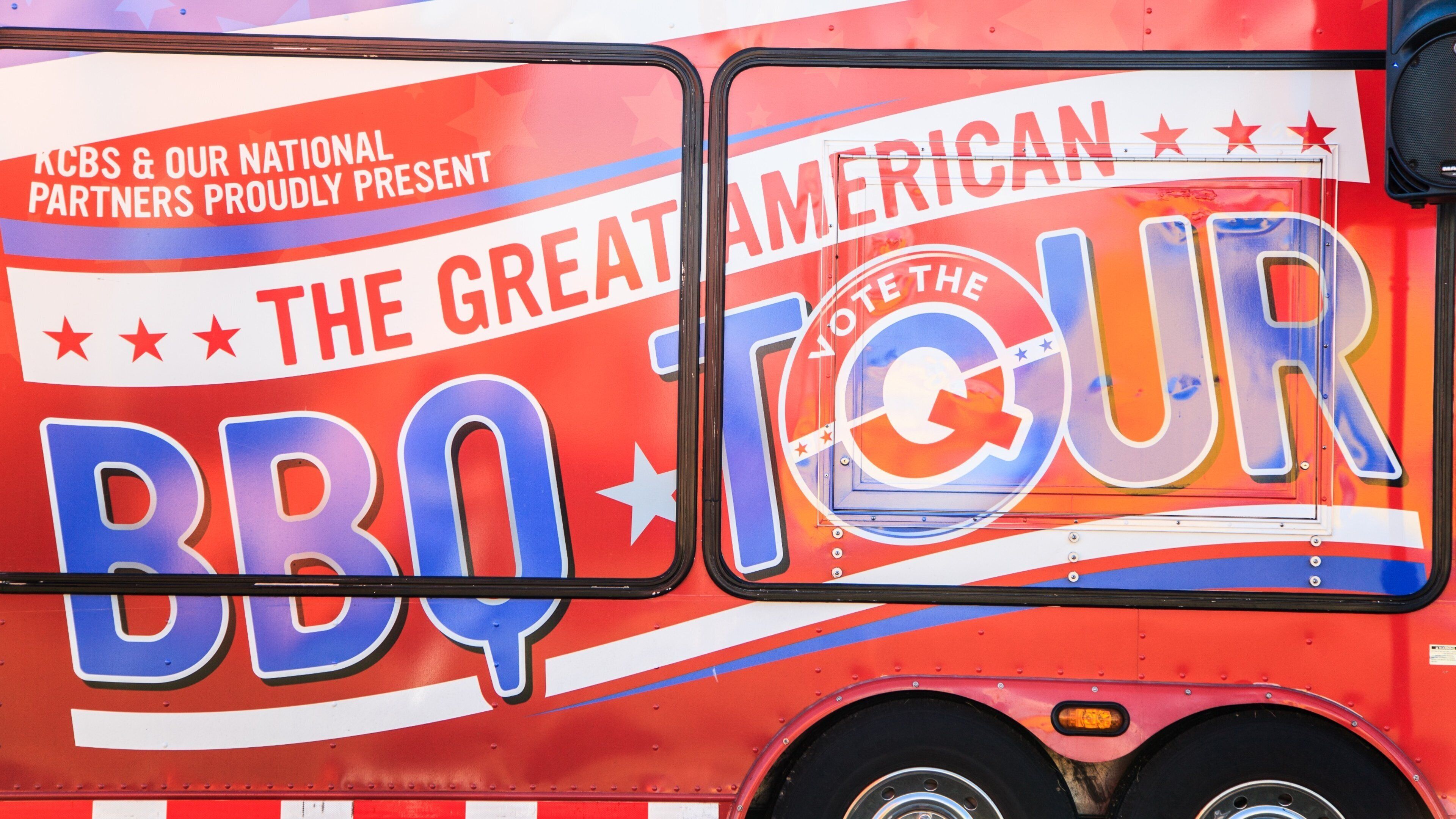 Birch Run featuring signage