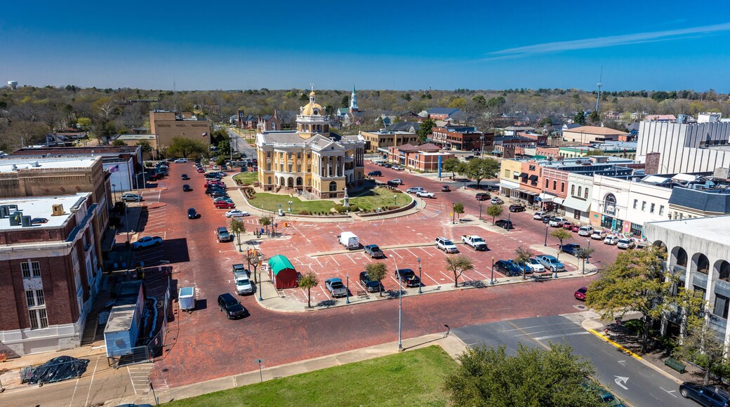 MARCH 6, 2018 - MARSHALL TEXAS - Marshall Texas Courthouse and townsquare, Harrison County Courthouse, Marshall, Texas