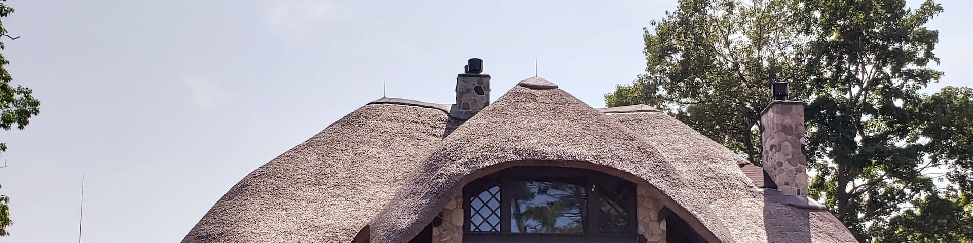 There are 4 mushroom houses that can be rented in beautiful Charlevoix, Michigan.
Www.mushroomhouses.com