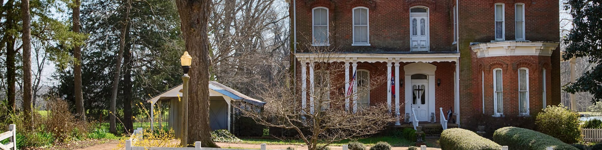 Old home in rural area near Collierville, Tennessee
