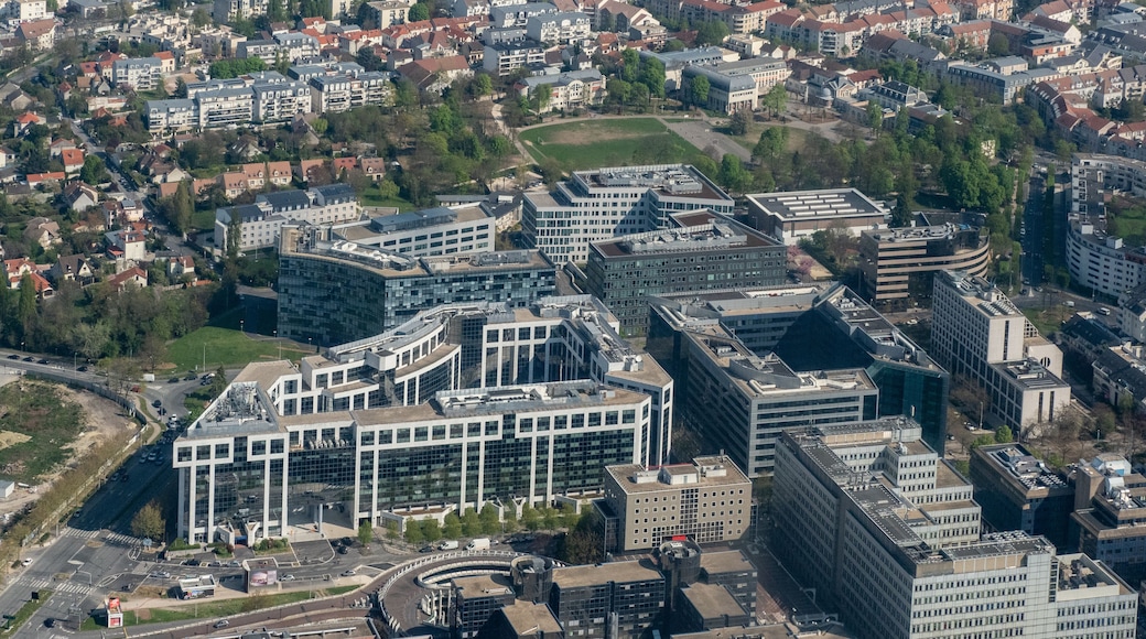vue aérienne du centre de Noisy-le-Grand à l'est de Paris