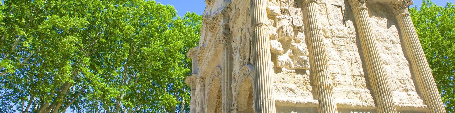 Orange caracterizando elementos de patrimônio e arquitetura de patrimônio
