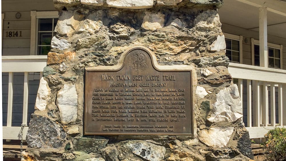 Jamestown, California Stone Sign