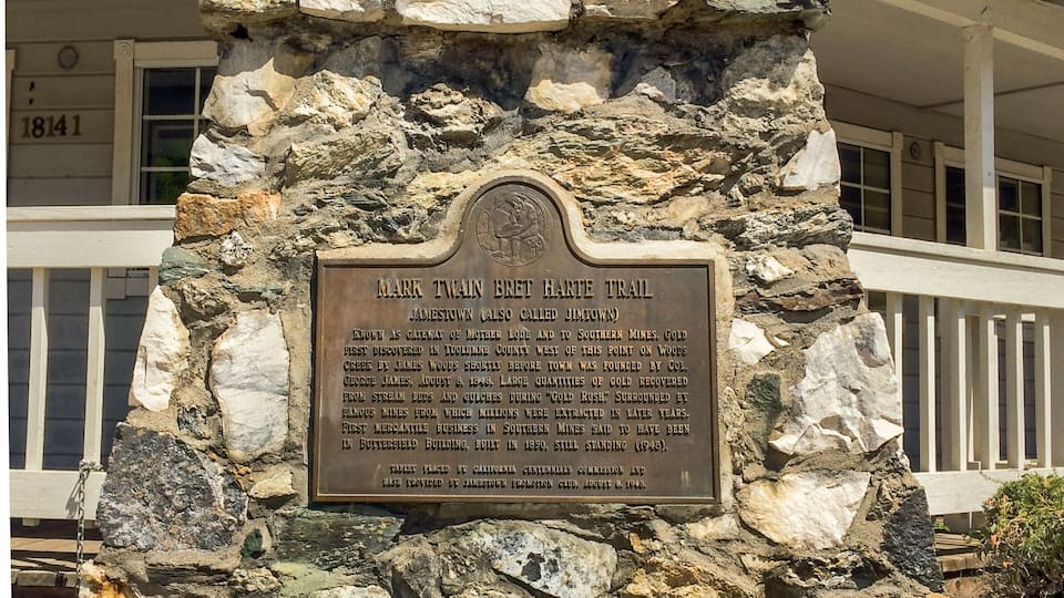 Jamestown, California Stone Sign