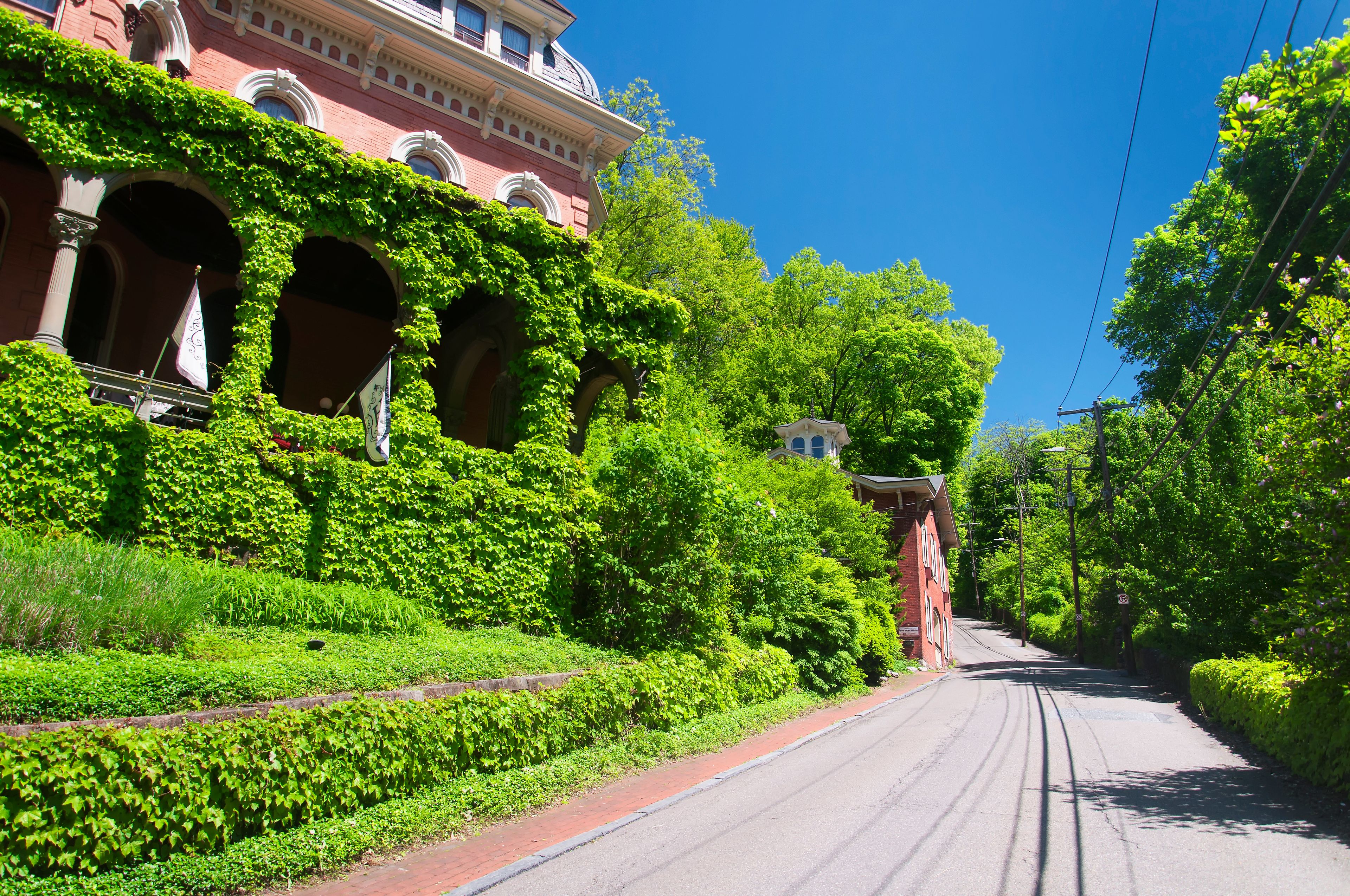jim thorpe Pennsylvania Harry Packer Mansion
