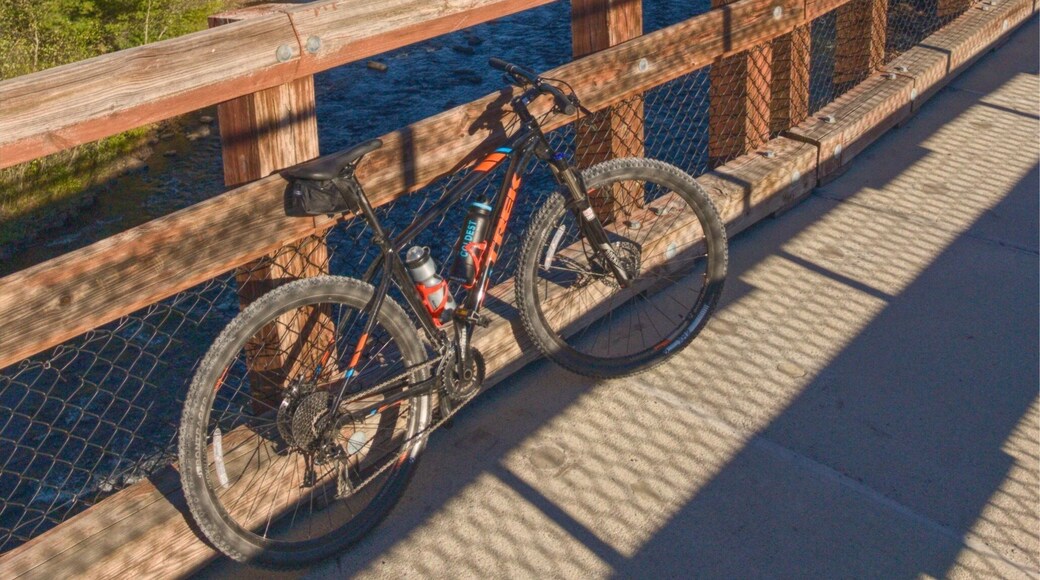 Lehigh Gorge trail, 36 miles of 1% downhill grade bike ride that anybody can do.
#biking #poconos #parks #pennsylvania #statepark #lehigh #roadtrip #outdoors
#greatoutdoors
#adventure