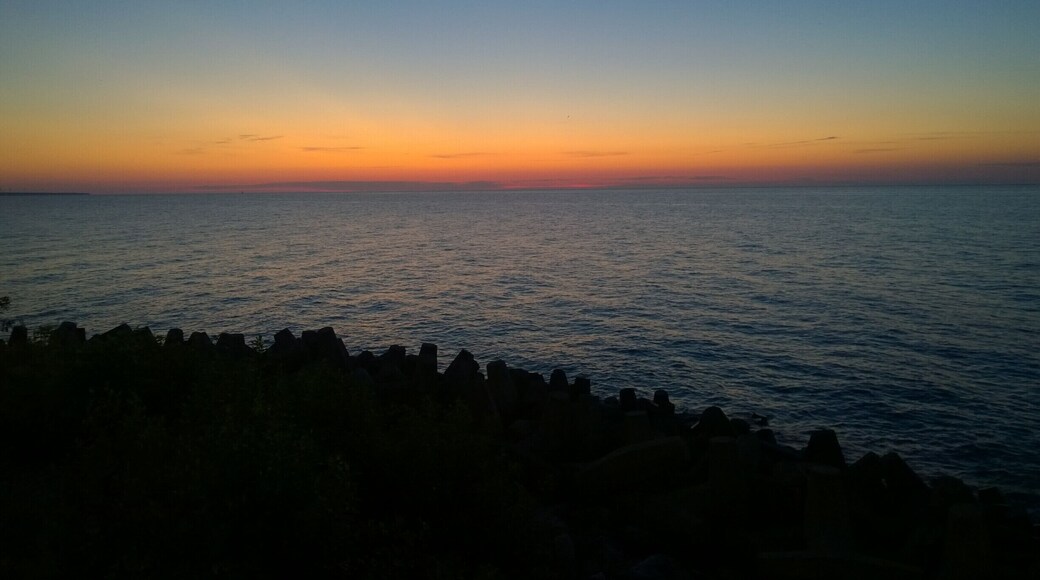 The view looking out over Lake Erie just after sunset from Lakewood Park.