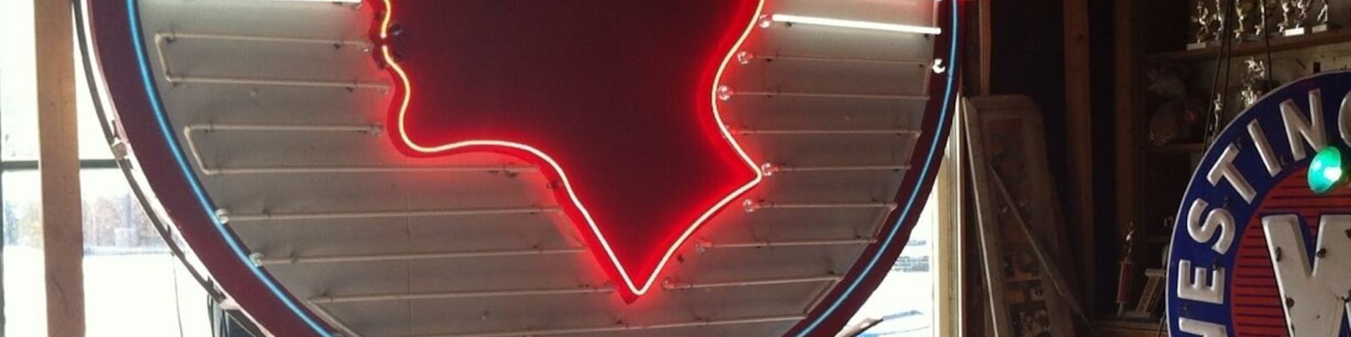 Vintage Pontiac neon sign at Big Bad Neon. Custom made neon signs and a few vintage ones for sale.