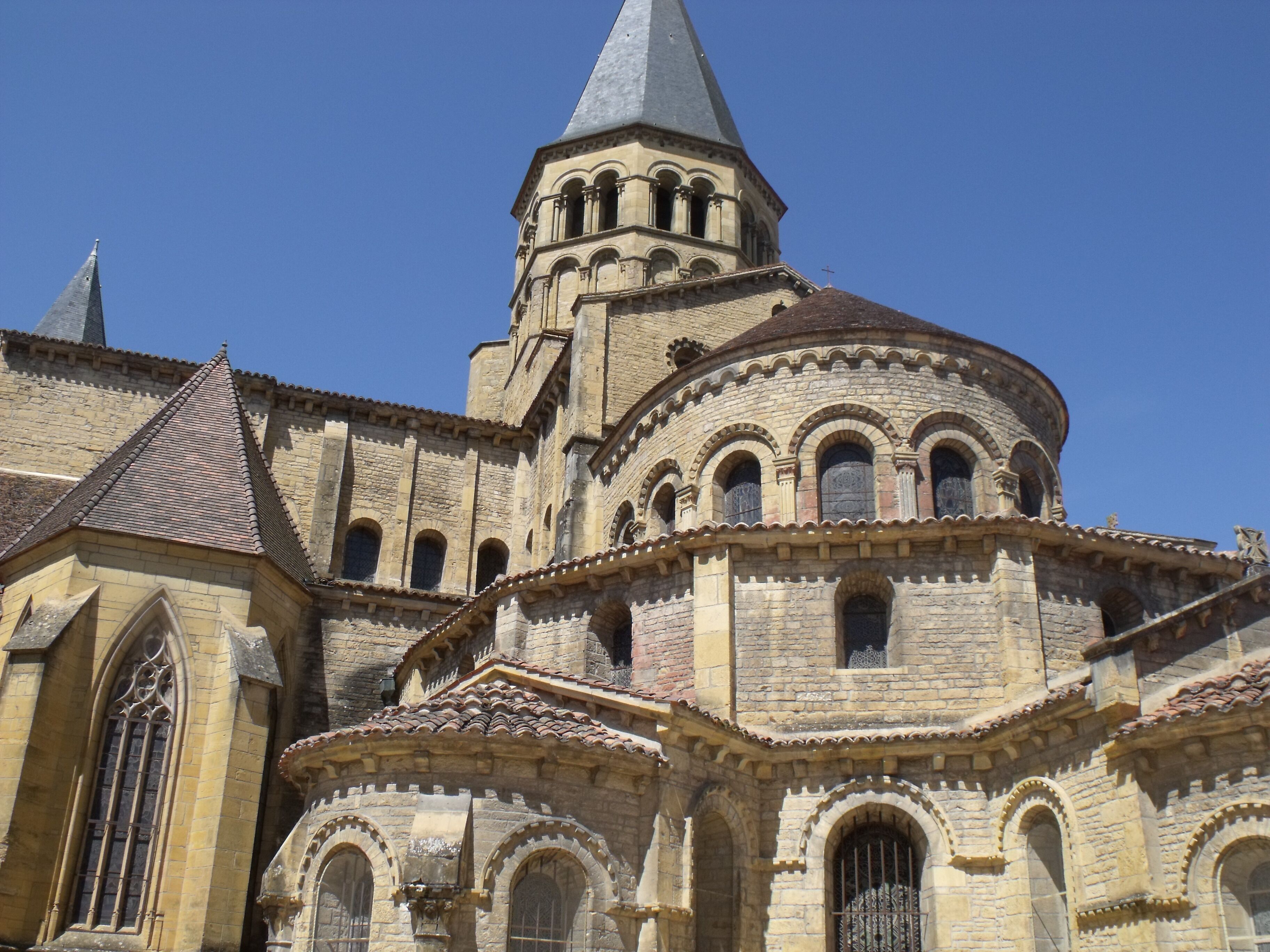 This building is indexed in the Base Mérimée, a database of architectural heritage maintained by the French Ministry of Culture, under the reference PA00113382 .