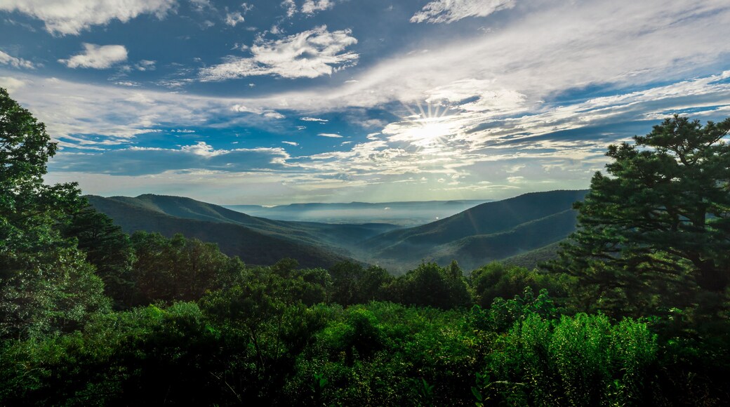 blue skies over shenandoah valley