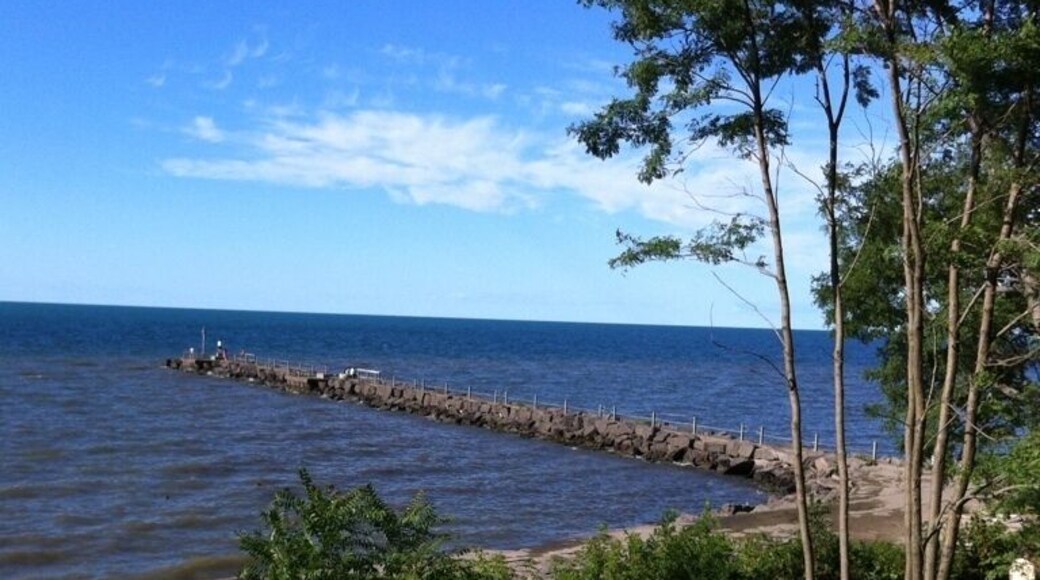 The jetty by Webster park