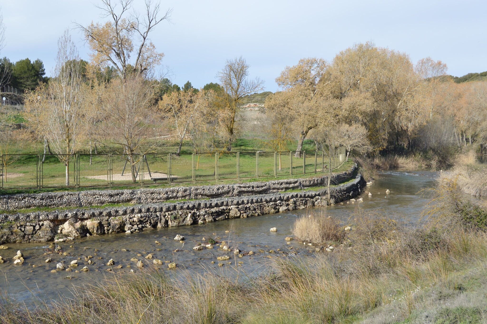 500px provided description: Rio Jucar Por Cuasiermas Jucar River []