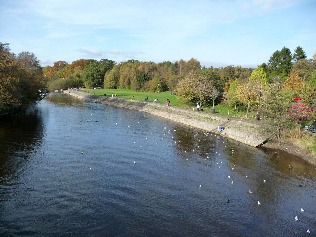 River Leven above Balloch Bridge