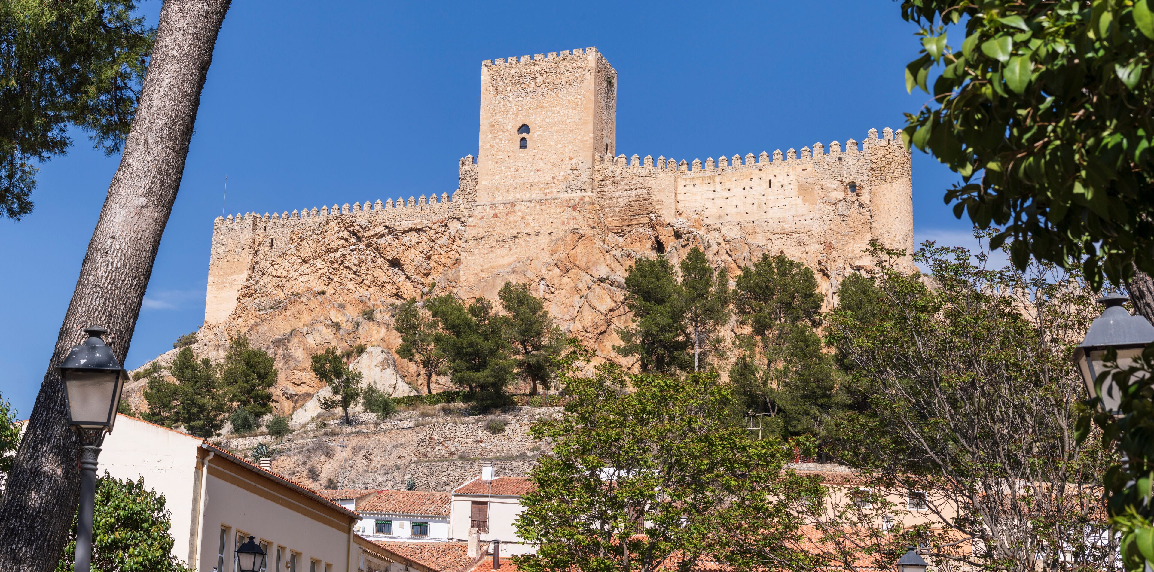 Almansa Castle, National Historical-Artistic Monument, 14th century on Almohad remains, Almansa, Albacete province, Castilla-La Mancha, Spain