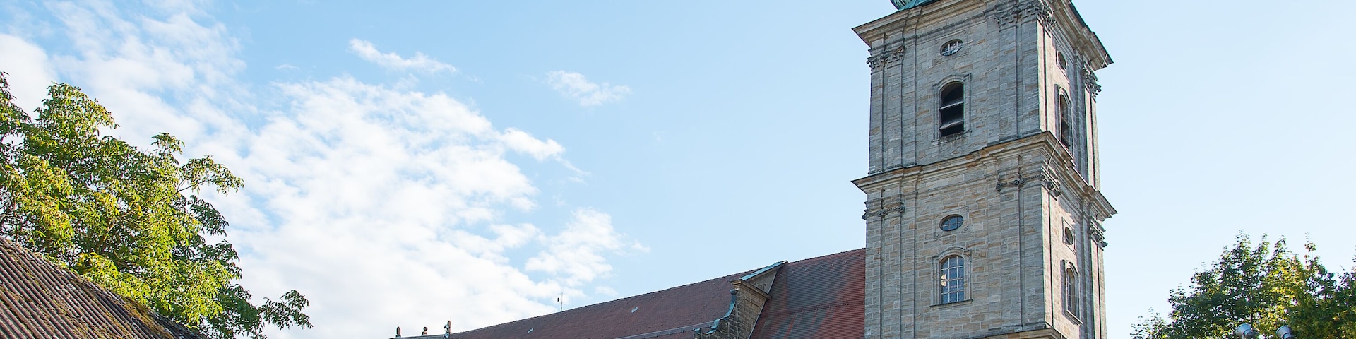 This is a photograph of an architectural monument. It is on the list of cultural monuments of Bayern, no. D-3-61-000-213