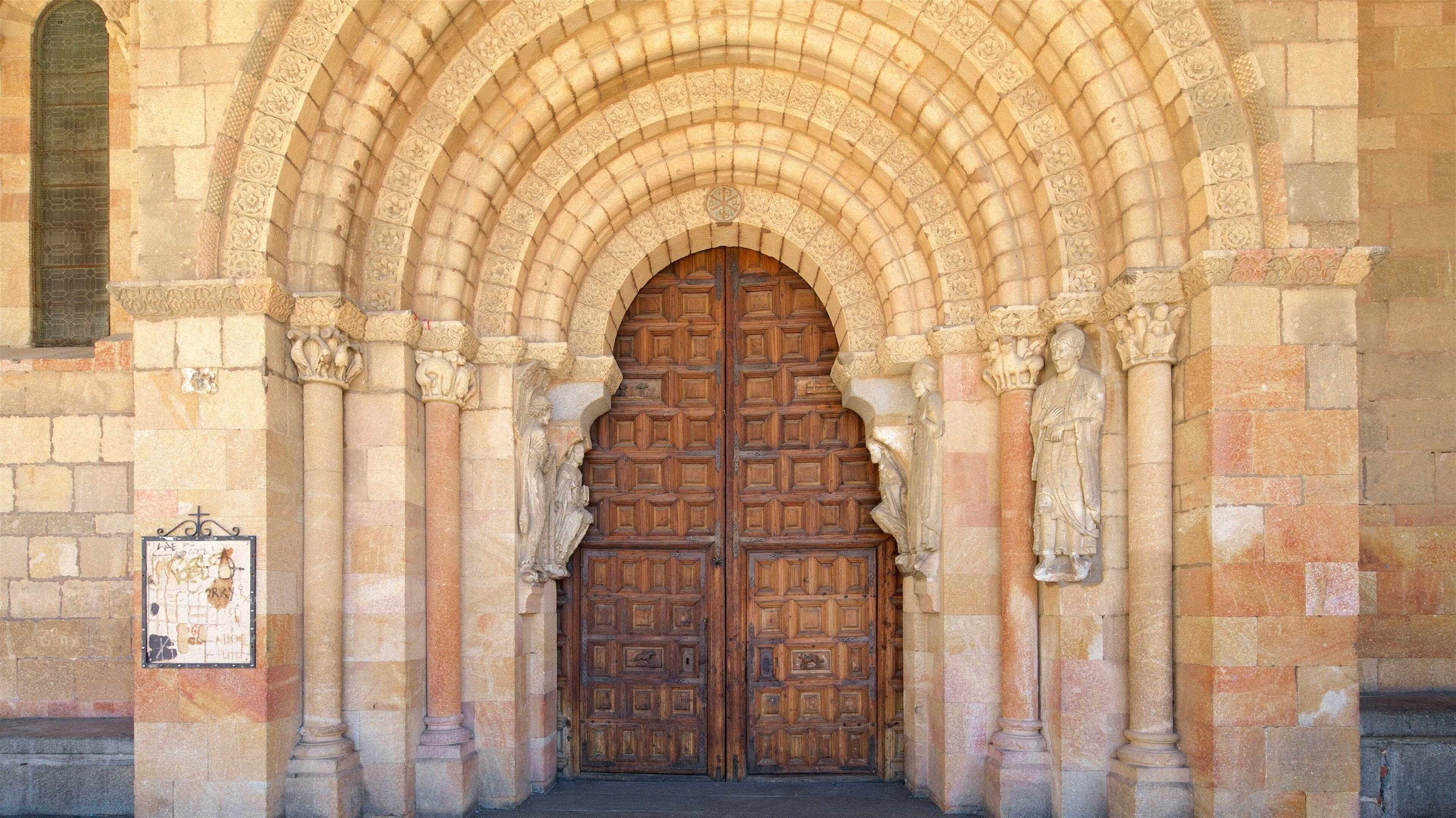 Avila which includes heritage elements