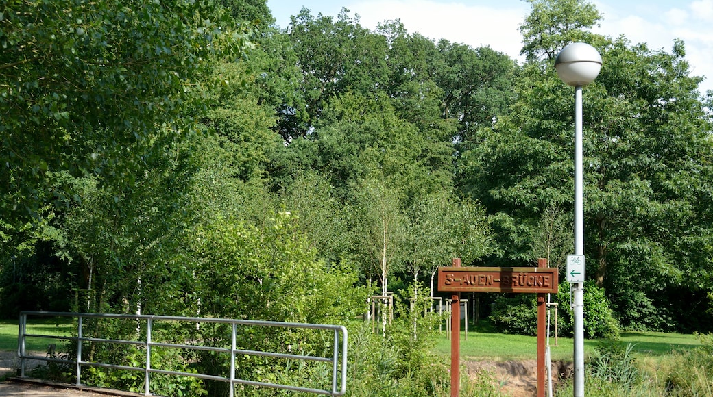 An der "3-Auen-Brücke" fliessen die Schmalfelder Au und die Ohlau zusammen und werden ab dort Hudau genannt.