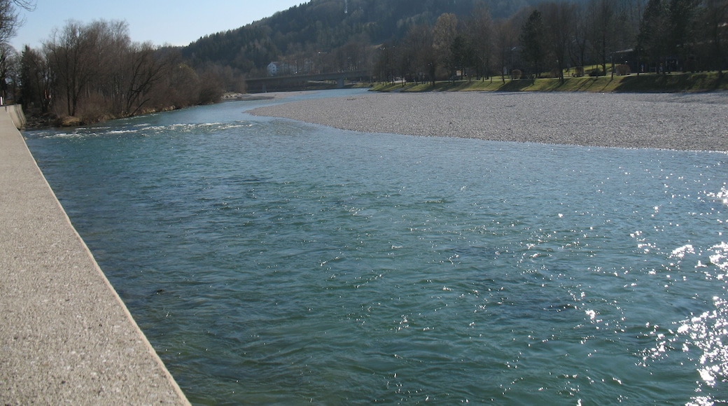 Isarufer in Bad Tölz