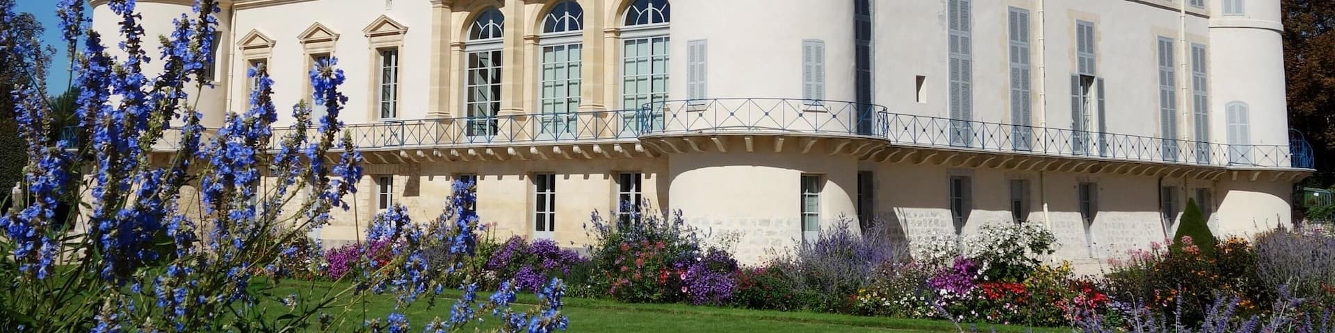 Castle of Rambouillet under the sun (France)
#castle #france #europe
September 2018 - Sony RX100