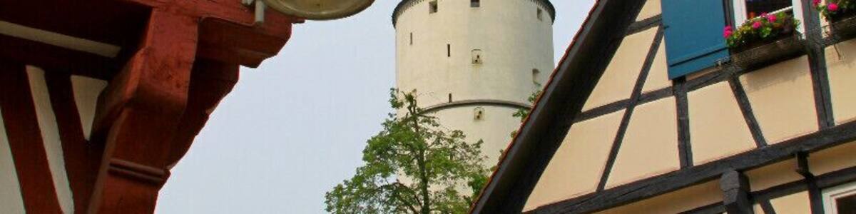 Biberach is a couple hours trip by train from Frankfurt. It is a cute little town in southern Germany. Twice a week, the center closes for an open air market. Wonderful food-baked goods, meats, cheeses, flowers, fruits.