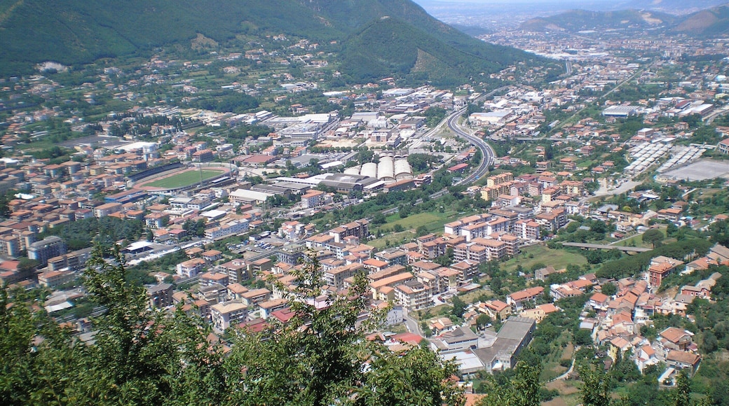 vista dal catello di Cava (foto di Peppe Pepe)