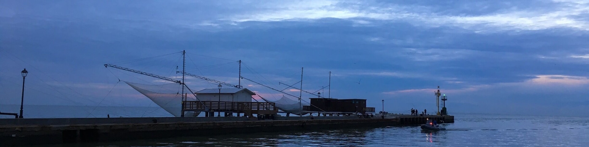 When the sea meet the cloud