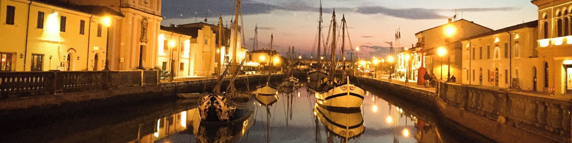 End-of-winter/Early-spring Cesenatico, utterly charming