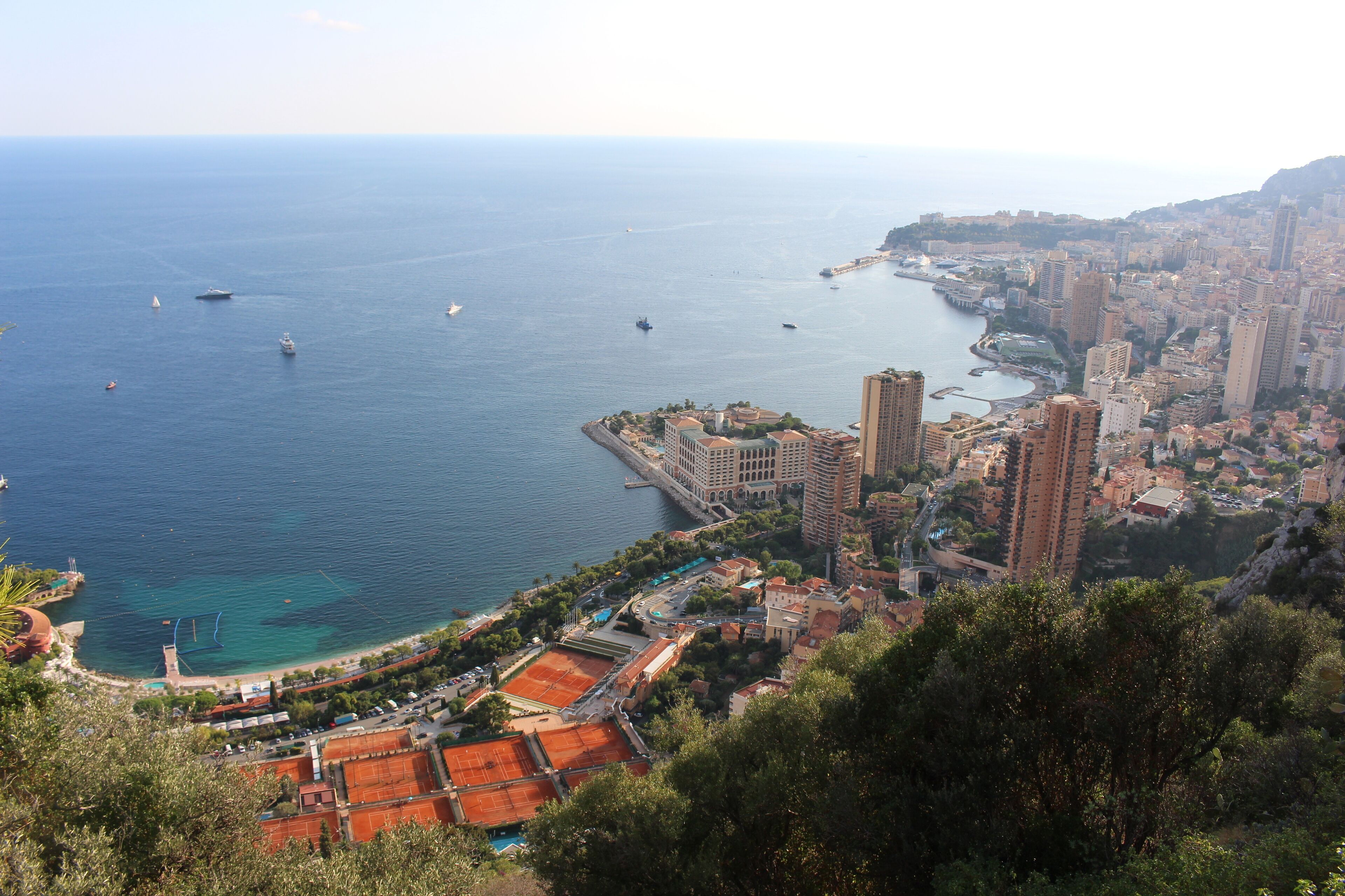 Монако. Вид с автодороги D51.