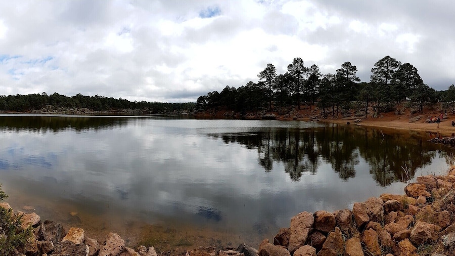 #Ararekolake #creel #chihuahua #mexico #reflections #lifeatexpedia This place is for the people who want to blend with nature. Place of the raramuris, magnificent forest!