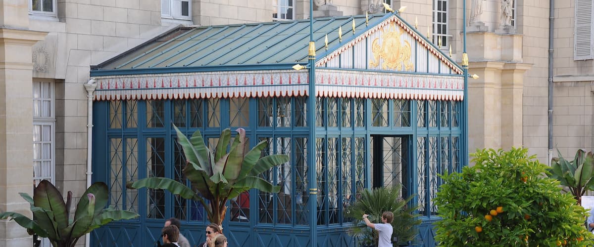 Château de Malmaison in Rueil-Malmaison, France. Residence of empress Joséphine de Beauharnais, wife of Napoleon Bonaparte. View of the entrance.