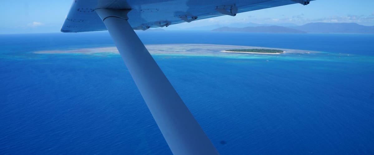 Taking a reef flight can be expensive, so save money by using a light plane not helicopter! GSL aviation do awesome flights at a much lower price.