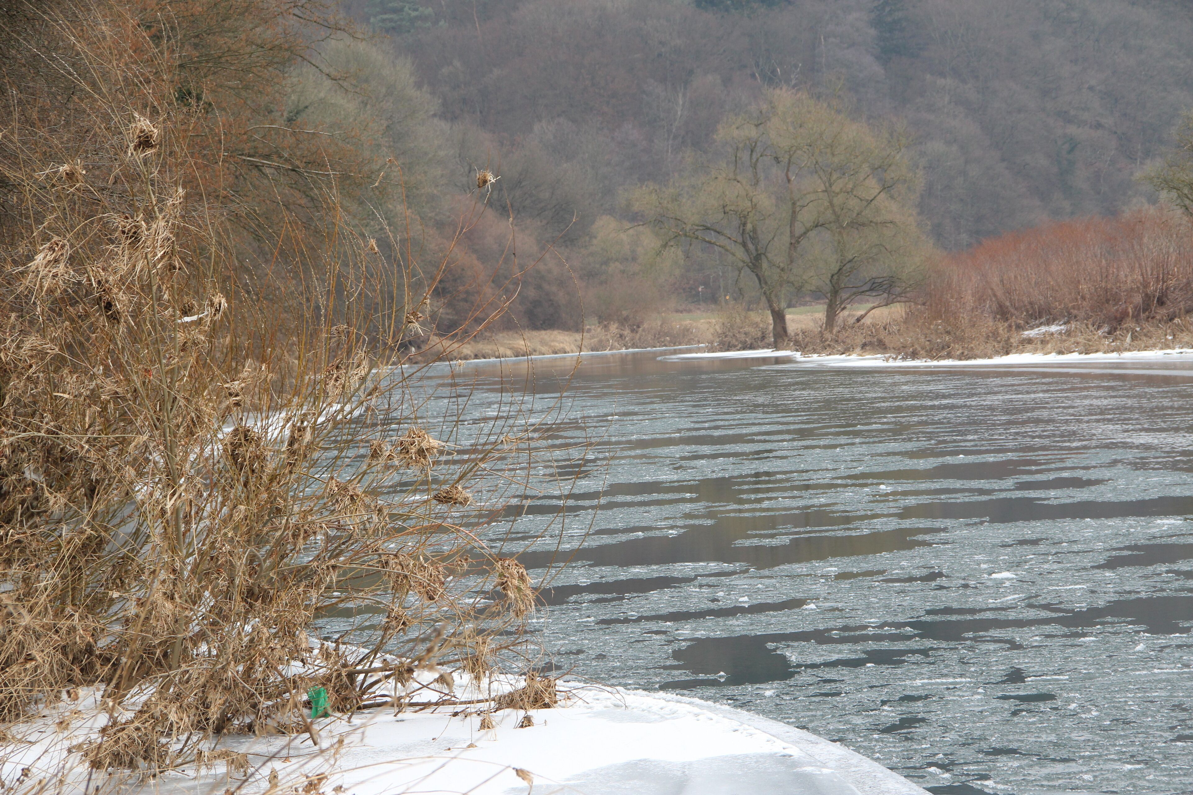 Sieg friert zu by Niederkasseler