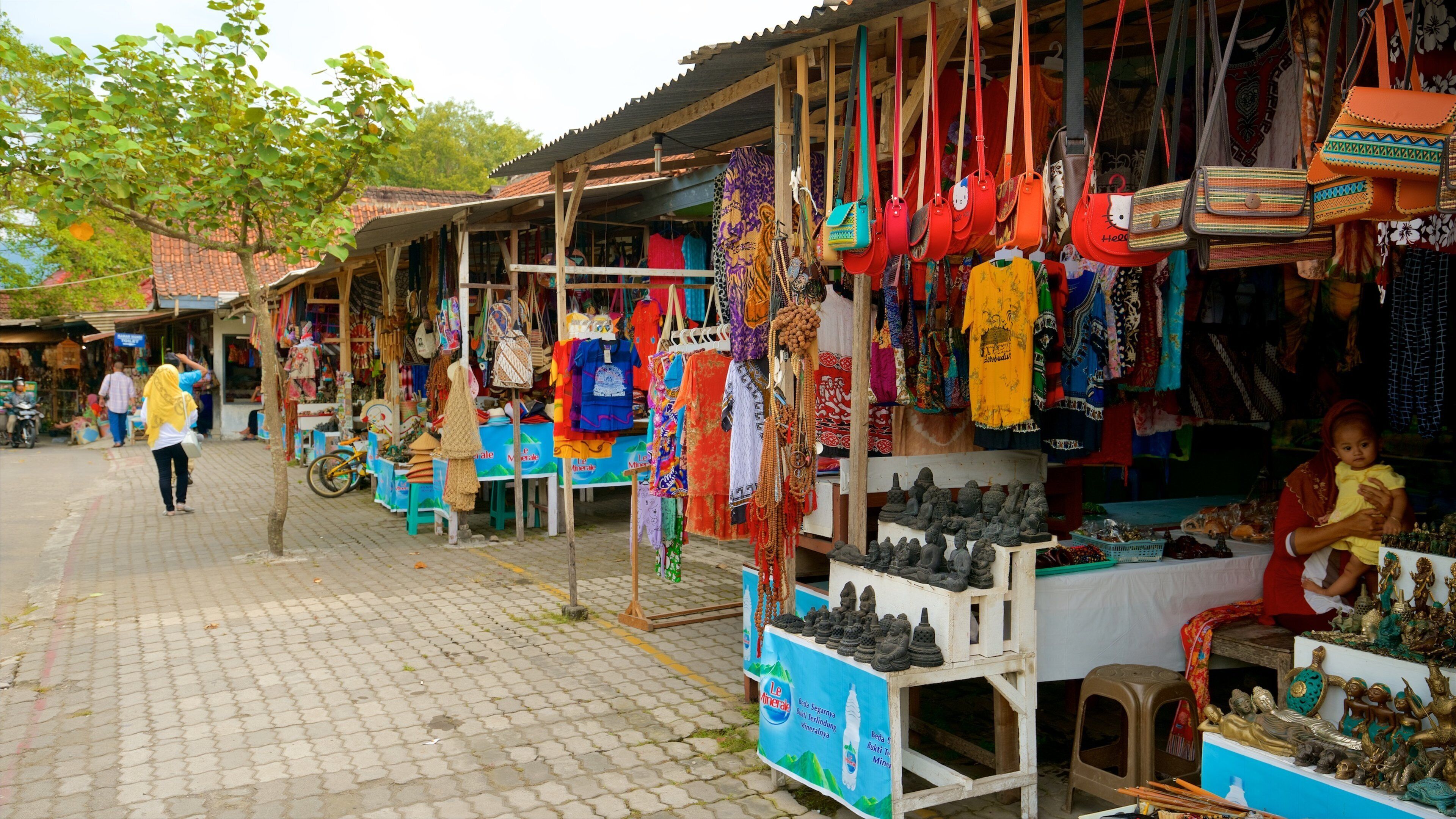 Candi Mendut which includes markets