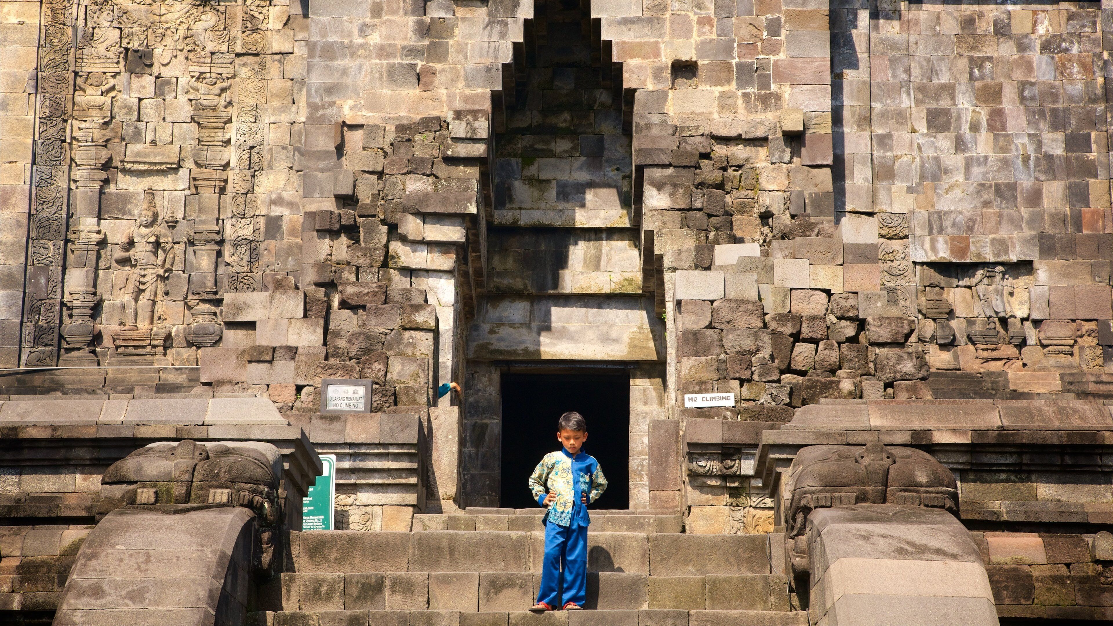 마겔랑 을 보여주는 문화유산 요소 뿐만 아니라 아이