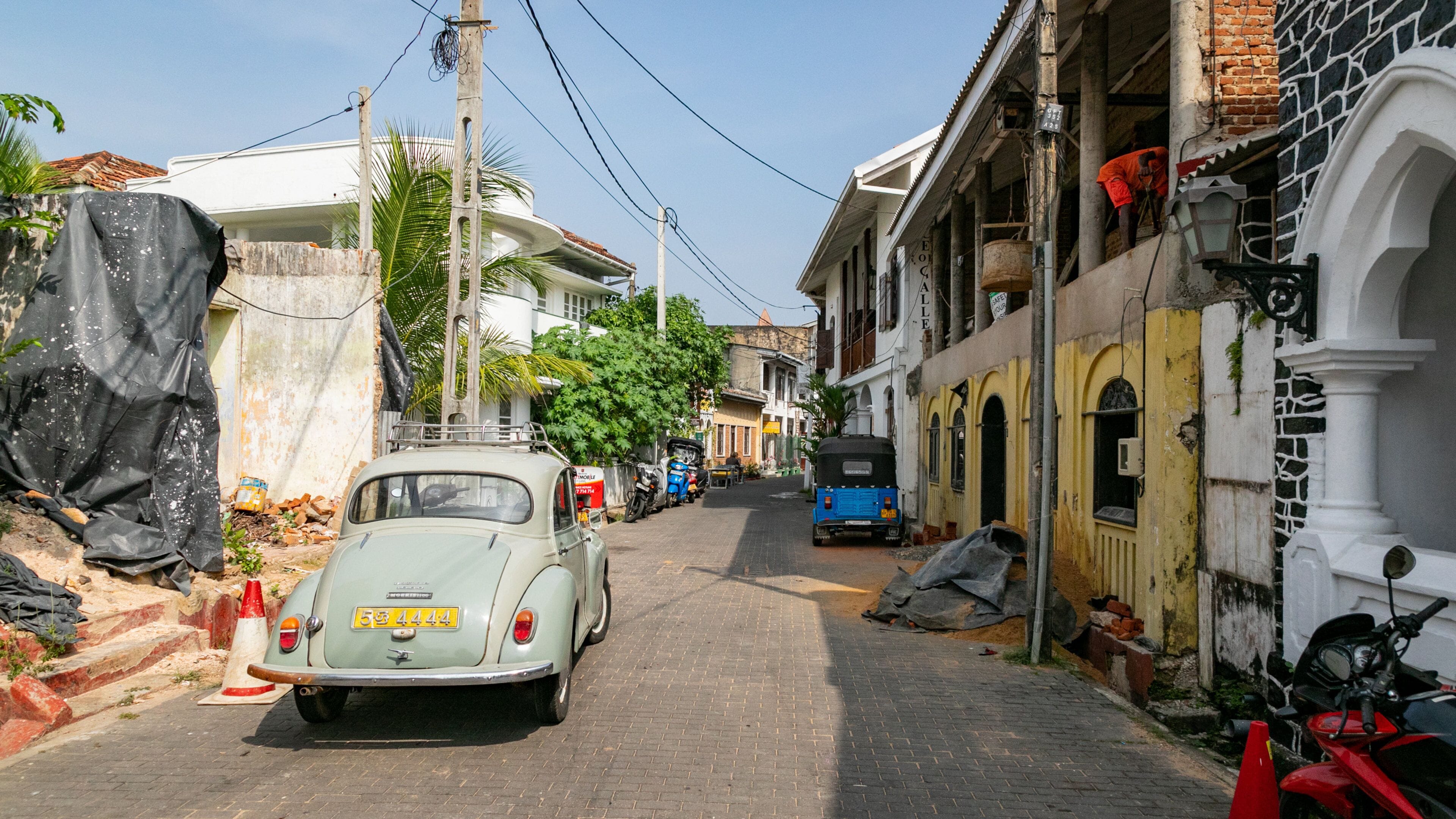 Dutch Fort which includes street scenes